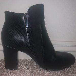 Debbie Snake Skin / Suede Black Heal